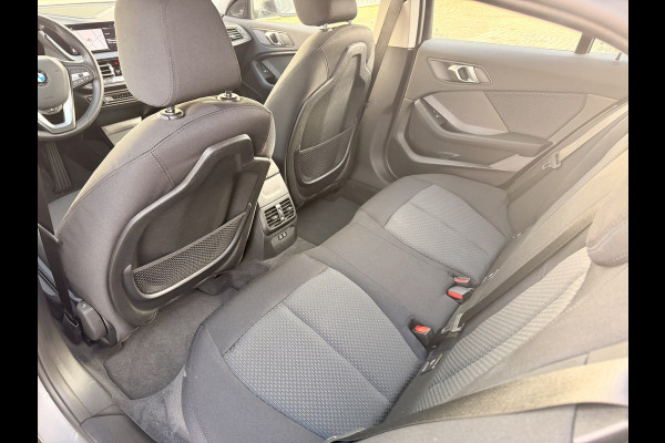 BMW 1-serie 118i Navi | Digitale Cockpit | Harman Kardon | Camera