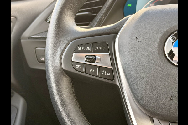 BMW 1-serie 118i Navi | Digitale Cockpit | Harman Kardon | Camera