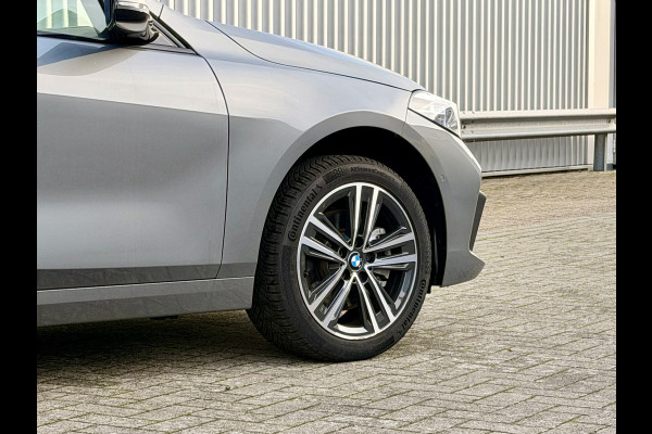 BMW 1-serie 118i Navi | Digitale Cockpit | Harman Kardon | Camera