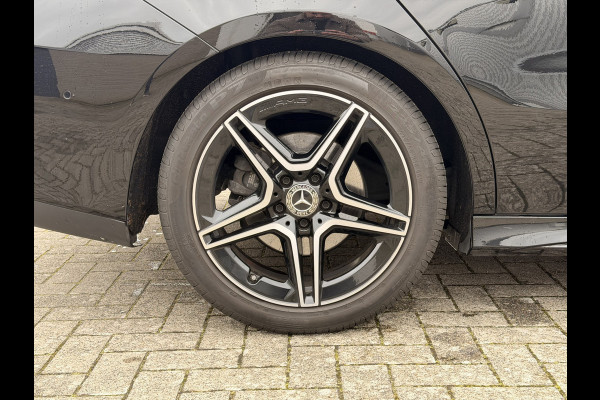 Mercedes-Benz CLA-Klasse Shooting Brake 180 Business Solution AMG NAVI | Camera | Stoelverwarming | 18" velgen
