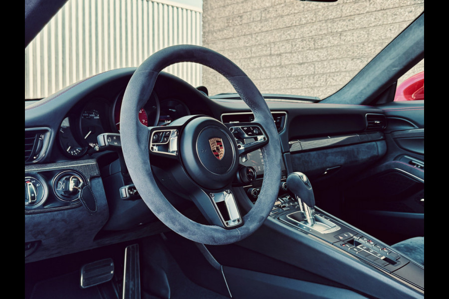 Porsche 911 3.0 Carrera 4 GTS 991 Sport Chrono | BOSE | LIFT