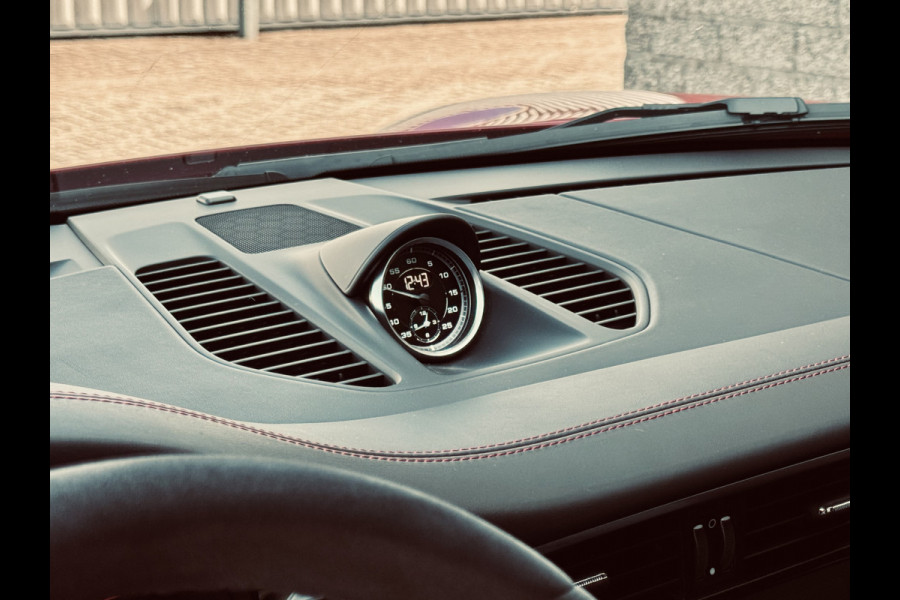 Porsche 911 3.0 Carrera 4 GTS 991 Sport Chrono | BOSE | LIFT