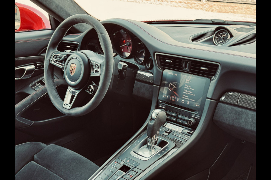 Porsche 911 3.0 Carrera 4 GTS 991 Sport Chrono | BOSE | LIFT