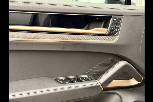 Porsche Cayenne 3.0 E-Hybrid Sport Design 22" | Facelift | PPF | BOSE | PANO