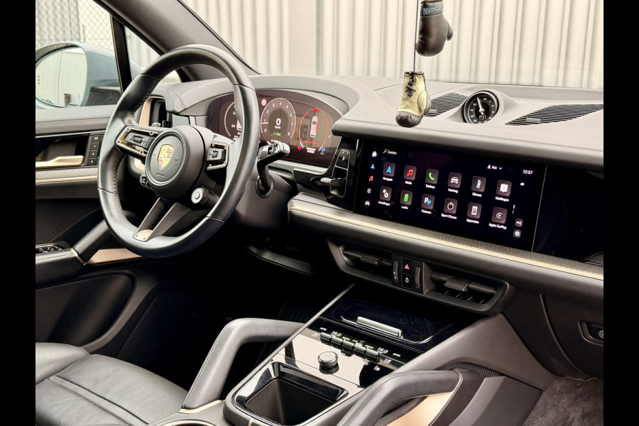 Porsche Cayenne 3.0 E-Hybrid Sport Design 22" | Facelift | PPF | BOSE | PANO