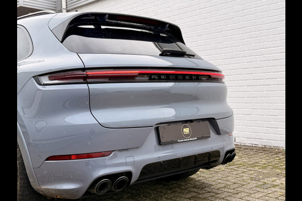 Porsche Cayenne 3.0 E-Hybrid Sport Design 22" | Facelift | PPF | BOSE | PANO