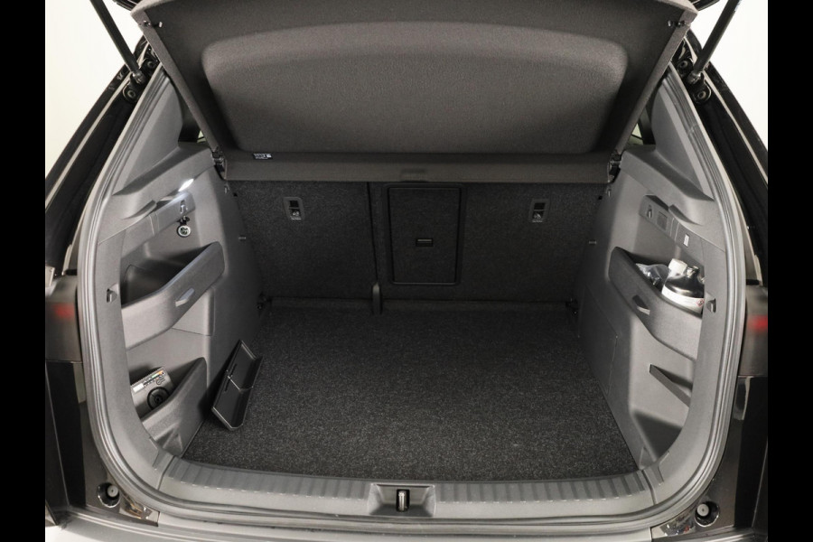 Škoda Elroq 60 Sportline 204pk | Adaptive Cruise Control | 20 inch | Blind Spot | Stoelverwarming