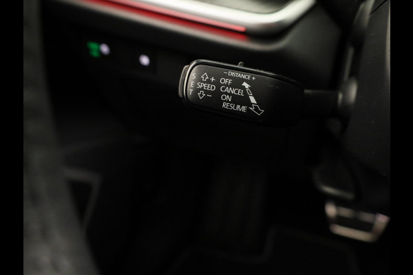 Škoda Elroq 60 Sportline 204pk | Adaptive Cruise Control | 20 inch | Blind Spot | Stoelverwarming