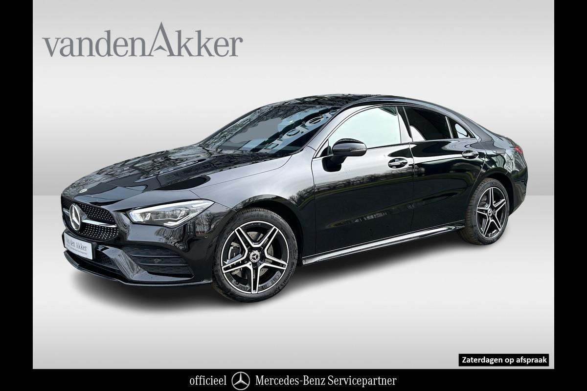 Mercedes-Benz CLA-Klasse 250e AMG // Panoramadak // Carplay // MultiBeam LED // Sfeerverlichting // Night pakket // Keyless // 18" AMG