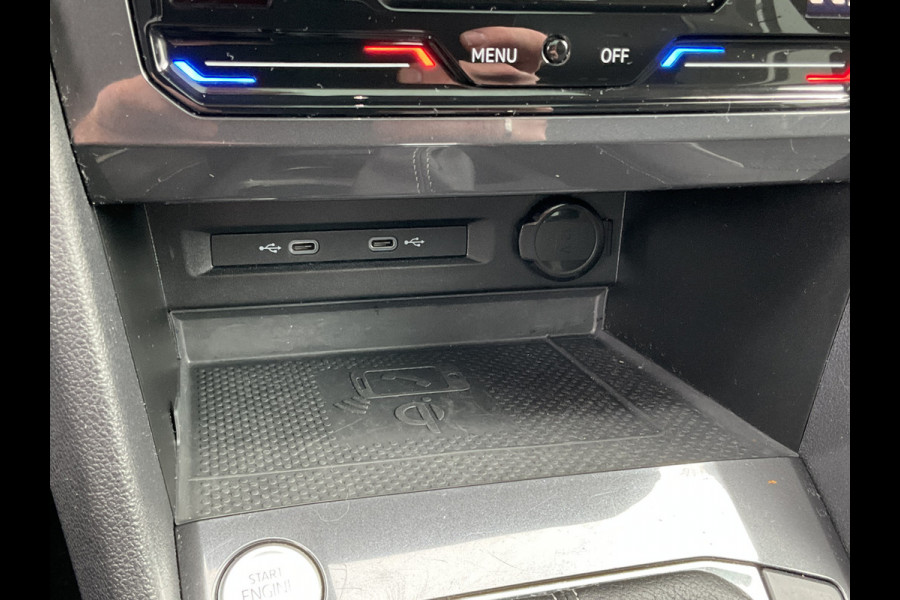 Volkswagen Tiguan Allspace 1.5 TSI R-Line 7p. Pano.dak Stoelverw. Carplay Business+