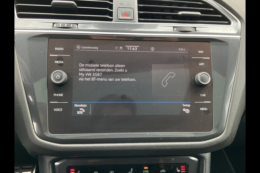 Volkswagen Tiguan Allspace 1.5 TSI R-Line 7p. Pano.dak Stoelverw. Carplay Business+