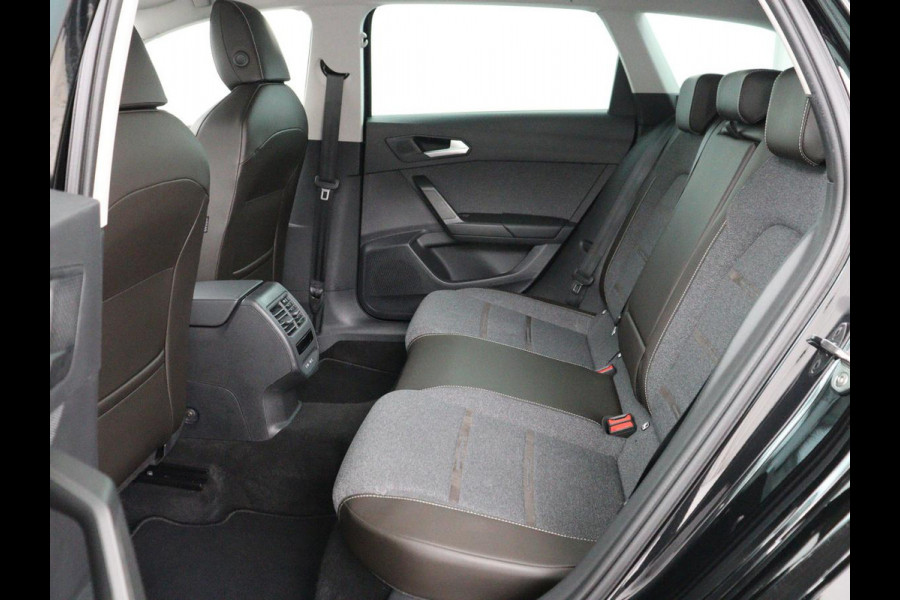 Seat Leon Sportstourer 1.4 TSI eHybrid PHEV FR | SOH 99% | Stoel & stuurverwarming | Virtual Cockpit | Carplay | Cruise Control | Navigatie