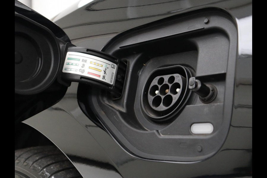 Seat Leon Sportstourer 1.4 TSI eHybrid PHEV FR | SOH 99% | Stoel & stuurverwarming | Virtual Cockpit | Carplay | Cruise Control | Navigatie