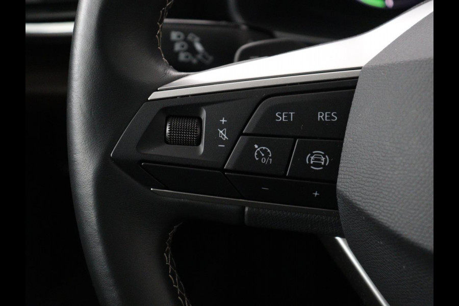 Seat Leon Sportstourer 1.4 TSI eHybrid PHEV FR | SOH 99% | Stoel & stuurverwarming | Virtual Cockpit | Carplay | Cruise Control | Navigatie