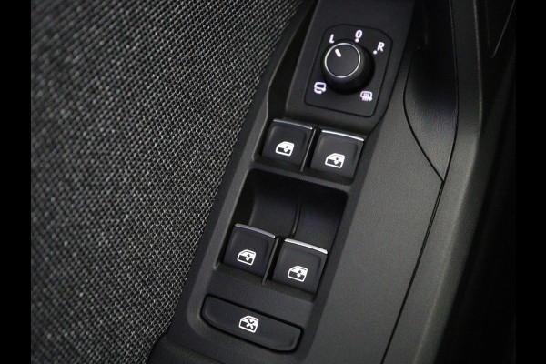 Seat Leon Sportstourer 1.4 TSI eHybrid PHEV FR | SOH 99% | Stoel & stuurverwarming | Virtual Cockpit | Carplay | Cruise Control | Navigatie