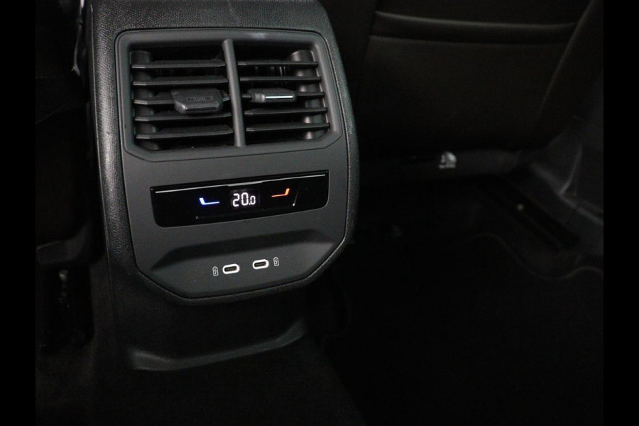 Seat Leon Sportstourer 1.4 TSI eHybrid PHEV FR | SOH 99% | Stoel & stuurverwarming | Virtual Cockpit | Carplay | Cruise Control | Navigatie