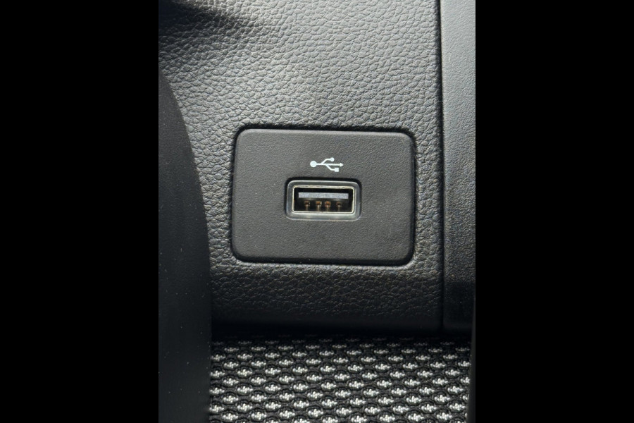 Dacia Sandero 1.0 TCe 100 ECO-G Expression - Apple CarPlay / Navigatie I Airco I PDC I Comfort pakket Plus I Dealer onderhouden