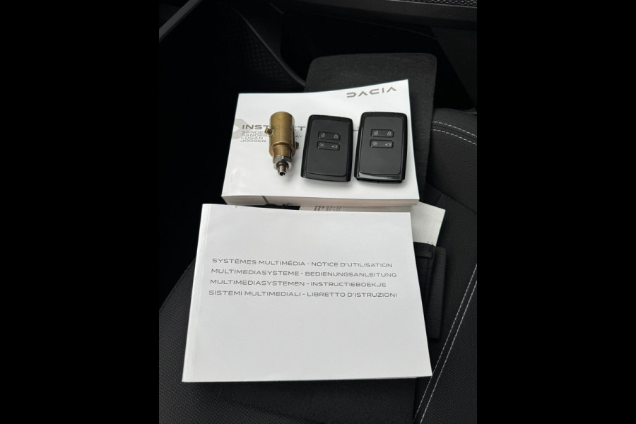 Dacia Sandero 1.0 TCe 100 ECO-G Expression - Apple CarPlay / Navigatie I Airco I PDC I Comfort pakket Plus I Dealer onderhouden
