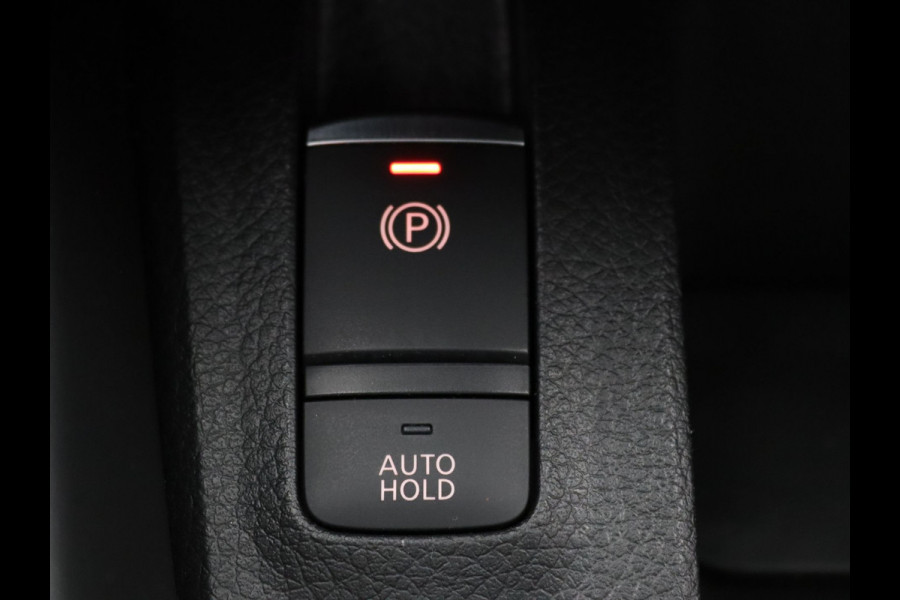 Nissan QASHQAI DIG-T N-Tec 160pk 360° Camera | Adapt. Cruise | Parkeersens. v+a | Panoramadak | Trekhaak