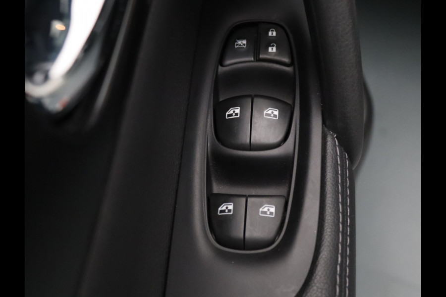 Nissan QASHQAI DIG-T N-Tec 160pk 360° Camera | Adapt. Cruise | Parkeersens. v+a | Panoramadak | Trekhaak