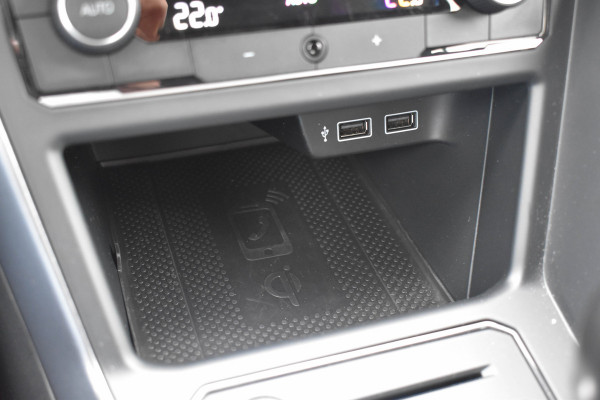 Volkswagen Polo 1.6 TDI Comfortline | Pano | Keyless | Virtual | Xenon | Carplay