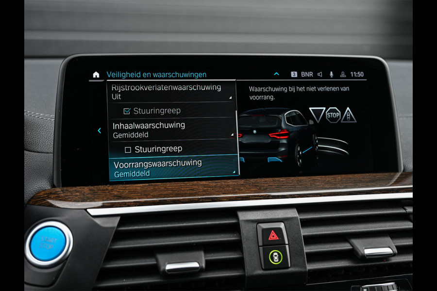 BMW iX3 High Executive 80 kWh | NL-Auto | M-Sport | Comfort access | Panorama dak | Trekhaak | Head-up | Active cruise | 360 Camera | Am