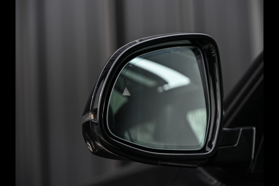 BMW iX3 High Executive 80 kWh | NL-Auto | M-Sport | Comfort access | Panorama dak | Trekhaak | Head-up | Active cruise | 360 Camera | Am