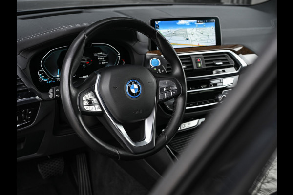 BMW iX3 High Executive 80 kWh | NL-Auto | M-Sport | Comfort access | Panorama dak | Trekhaak | Head-up | Active cruise | 360 Camera | Am