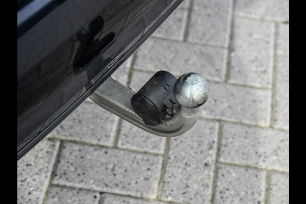 BMW iX3 High Executive 80 kWh | NL-Auto | M-Sport | Comfort access | Panorama dak | Trekhaak | Head-up | Active cruise | 360 Camera | Am