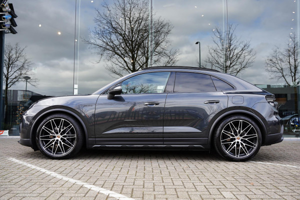 Porsche Macan 4 100 kWh Panoramadak / Passenger Display / RS Spyder Velgen