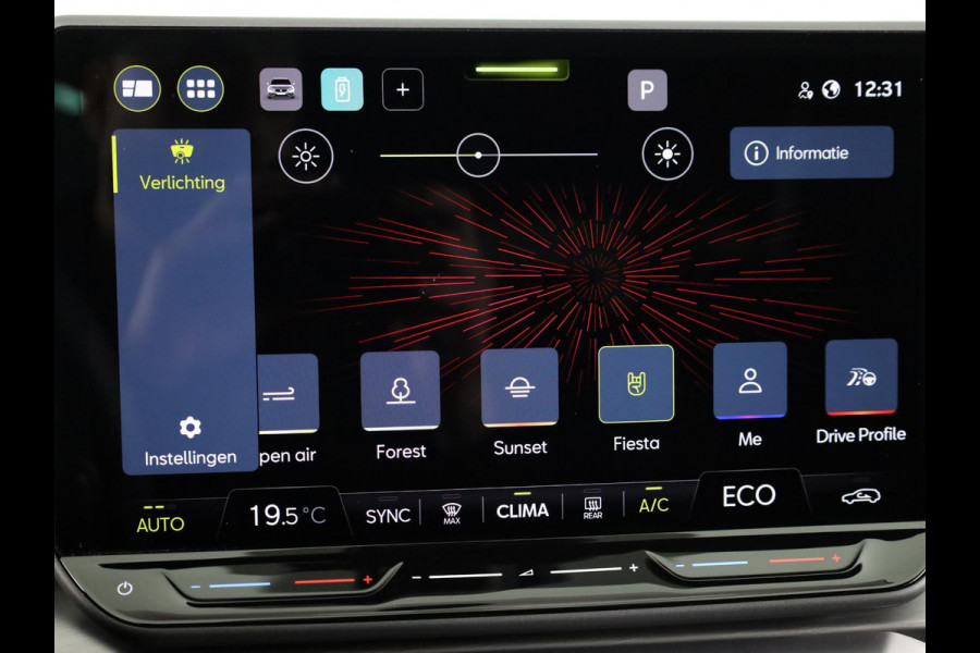 Seat Leon Sportstourer 1.5 TSI e-Hybrid Style Business Intense 204pk | Trekhaak | Safe & Drive | 18 inch velgen | Black Pack |