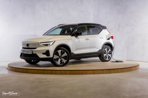 Volvo XC40 Recharge Ultimate 70 kWh | Panorama dak | Adaptieve cruise | 360 Camera | Harman Kardon | Blis |
