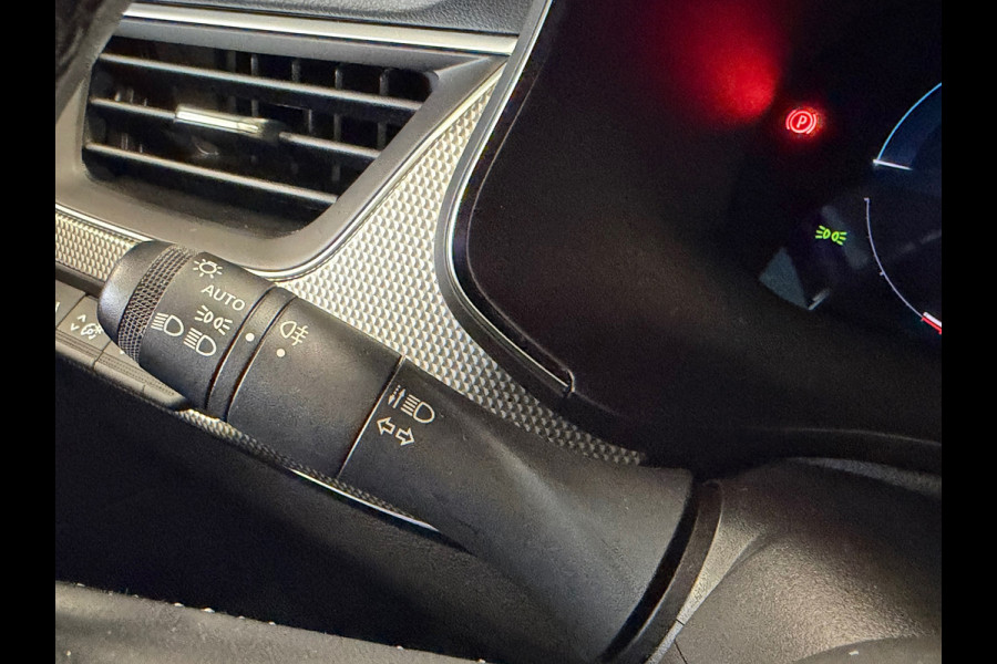 Renault Arkana 1.6 E-Tech Hybrid 145 R.S. Line PANORAMADAK CAMERA CRUISE KEYLESS-GO LANE-ASSIST USB AUX