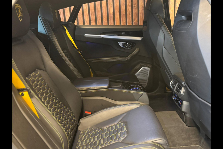 Lamborghini Urus 4.0 V8 NAP / Keramisch / B&O 3D / Carbon / Alcantara / Massage / Night vision / Pano