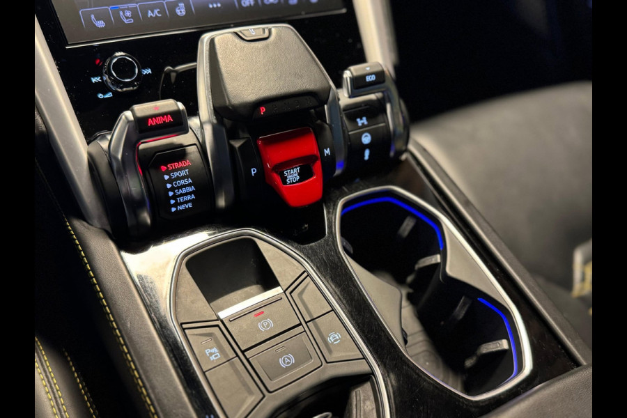 Lamborghini Urus 4.0 V8 NAP / Keramisch / B&O 3D / Carbon / Alcantara / Massage / Night vision / Pano