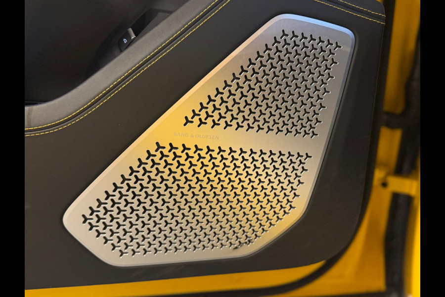 Lamborghini Urus 4.0 V8 NAP / Keramisch / B&O 3D / Carbon / Alcantara / Massage / Night vision / Pano