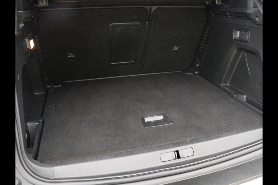 Peugeot 3008 1.6 PureTech GT | Massage | Adaptive cruise | Trekhaak afneembaar | Full LED | 360 Camera | Carplay | Stoelverwarming