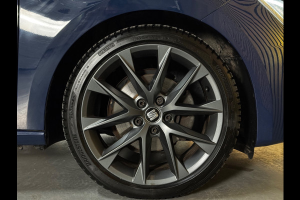 Seat Leon 1.5 TSI FR Business Intense PANO|BEATS AUDIO|ACC|FULL LED|AMBIENT|18 INCH