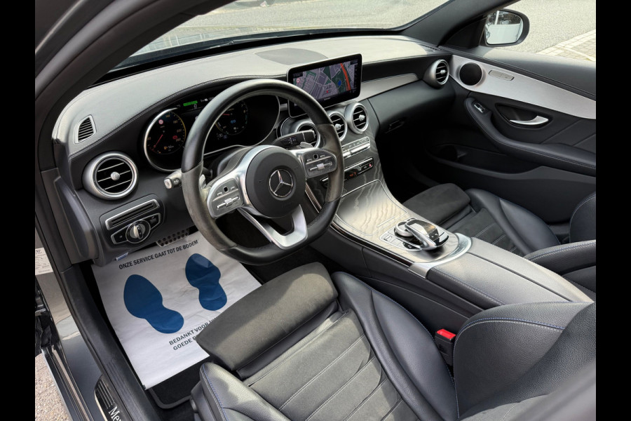Mercedes-Benz C-Klasse Estate 300 e AMG 360º/LEER/NAVI/PANO