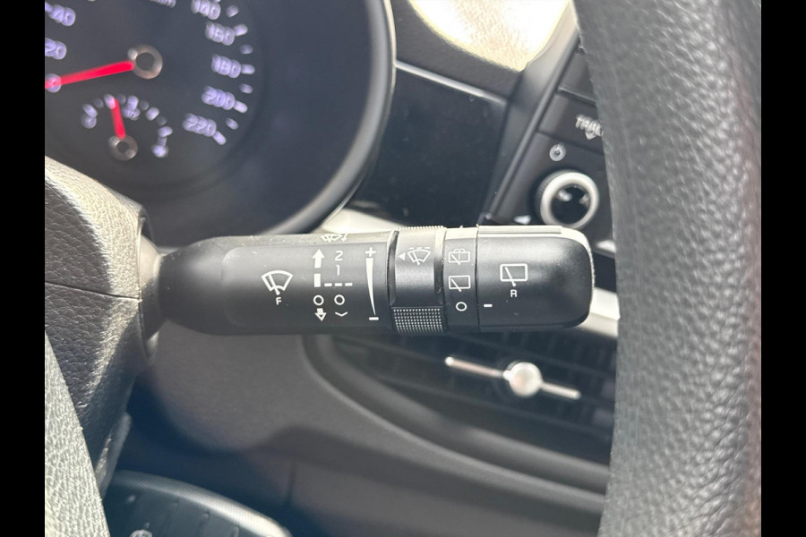 Kia Picanto 1.0 MPi ComfortPlusLine Navigator | Apple CarPlay/Android auto, Parkeercamera, Lichtmetalen velgen, Airco