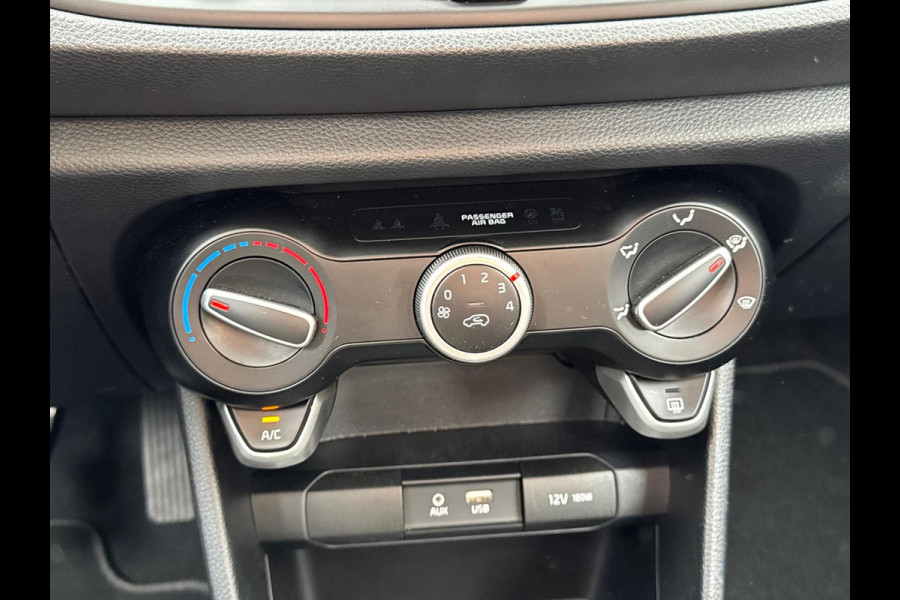 Kia Picanto 1.0 MPi ComfortPlusLine Navigator | Apple CarPlay/Android auto, Parkeercamera, Lichtmetalen velgen, Airco