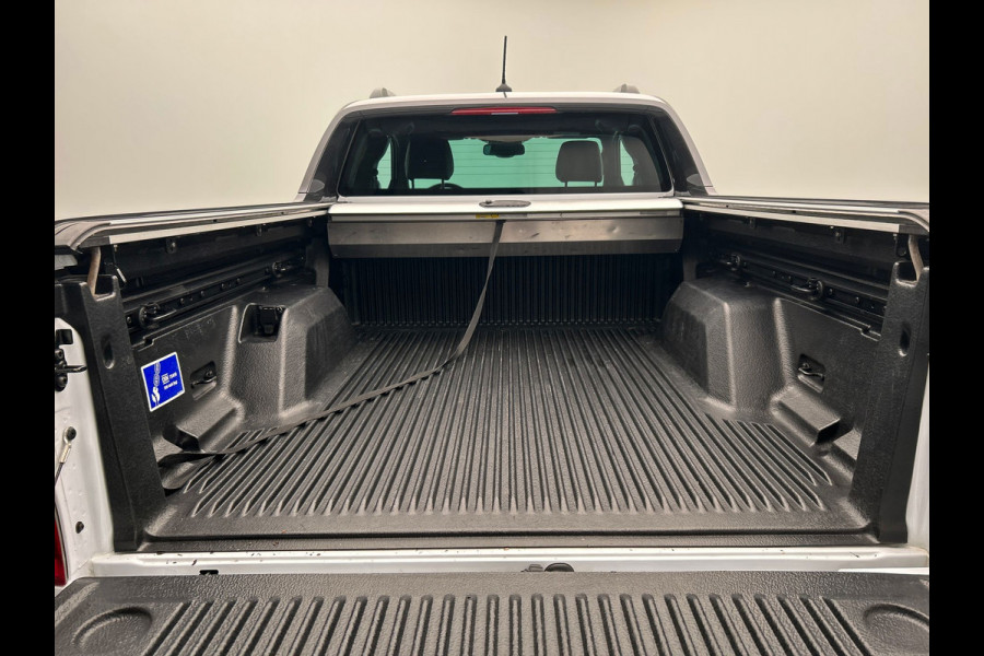 Ford Ranger 2.0 EcoBlue Wildtrak Supercab | Origineel NL | 1e Eigenaar | Stoelverwarming | Carplay | Camera | Trekhaak |