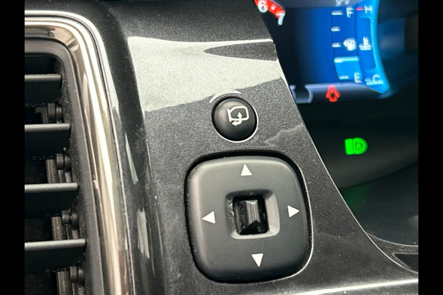 Ford Ranger 2.0 EcoBlue Wildtrak Supercab | Origineel NL | 1e Eigenaar | Stoelverwarming | Carplay | Camera | Trekhaak |