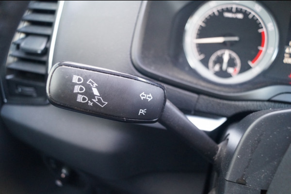 Škoda Karoq 1.0 TSI 110pk Business Edition Plus -NAVI-ECC-CAM-ACC-