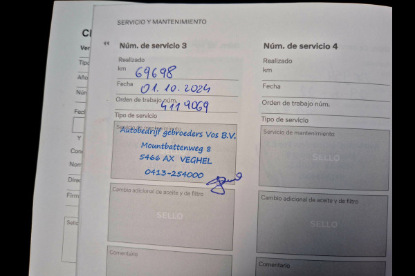 Volvo XC40 1.5 T3 R-Design / panoramadak