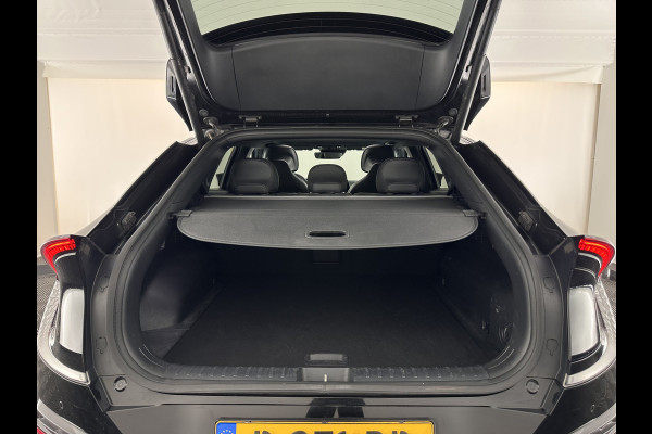 Kia Ev6 GT-Line 77.4 kWh [ 3-Fase-11kW ] (SOH-100%) (INCL-BTW) Aut. *HEATPUMP | PANO | HEAD-UP | LEATHER-ALCANTARA | ADAPTIVE-CRUISE | DIGI-COCKPIT | MERIDIAN-AUDIO | MEMORYPACK | FULL-LED | KEYLESS | TOPVIEW | DAB | BLINDSPOT | NAVI-FULLMAP |