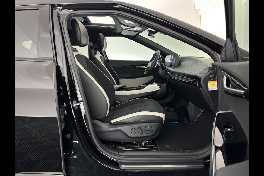 Kia Ev6 GT-Line 77.4 kWh [ 3-Fase-11kW ] (SOH-100%) (INCL-BTW) Aut. *HEATPUMP | PANO | HEAD-UP | LEATHER-ALCANTARA | ADAPTIVE-CRUISE | DIGI-COCKPIT | MERIDIAN-AUDIO | MEMORYPACK | FULL-LED | KEYLESS | TOPVIEW | DAB | BLINDSPOT | NAVI-FULLMAP |