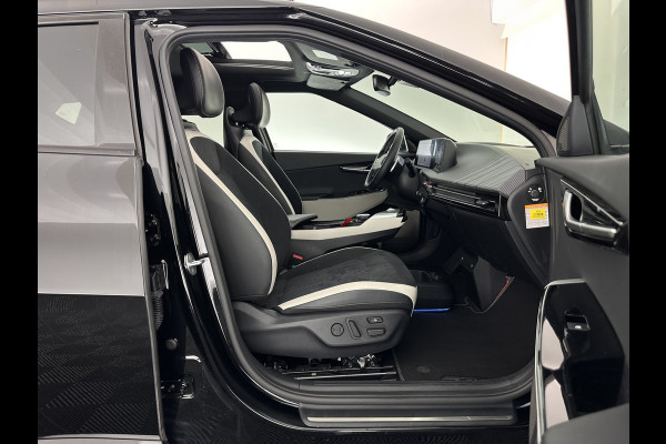 Kia Ev6 GT-Line 77.4 kWh [ 3-Fase-11kW ] (SOH-100%) (INCL-BTW) Aut. *HEATPUMP | PANO | HEAD-UP | LEATHER-ALCANTARA | ADAPTIVE-CRUISE | DIGI-COCKPIT | MERIDIAN-AUDIO | MEMORYPACK | FULL-LED | KEYLESS | TOPVIEW | DAB | BLINDSPOT | NAVI-FULLMAP |