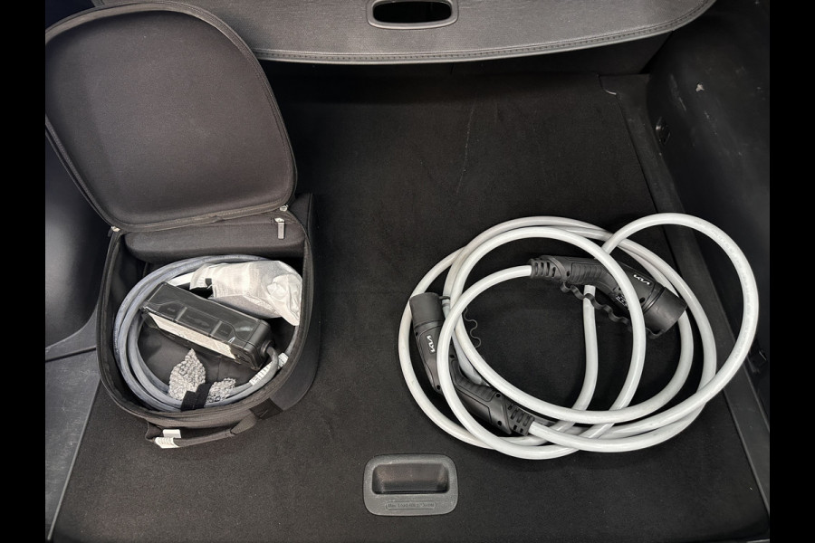 Kia Ev6 GT-Line 77.4 kWh [ 3-Fase-11kW ] (SOH-100%) (INCL-BTW) Aut. *HEATPUMP | PANO | HEAD-UP | LEATHER-ALCANTARA | ADAPTIVE-CRUISE | DIGI-COCKPIT | MERIDIAN-AUDIO | MEMORYPACK | FULL-LED | KEYLESS | TOPVIEW | DAB | BLINDSPOT | NAVI-FULLMAP |