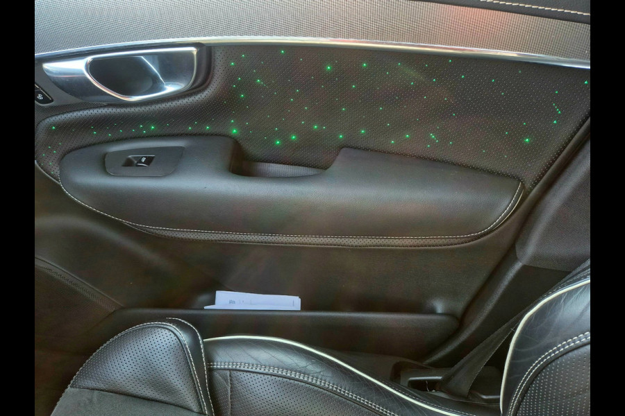 Volvo XC90 2.0 T8 Recharge AWD R-Design . 22 inch . Camera